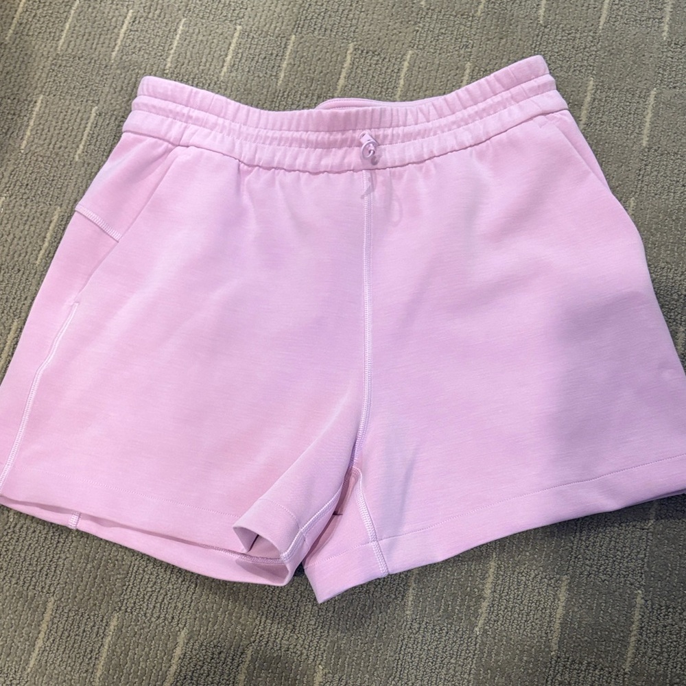 Soft stream Short